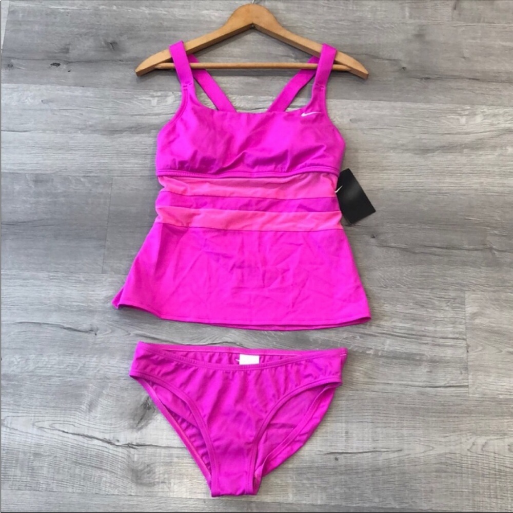 NIKE | Women’s 2 Piece Swimsuit